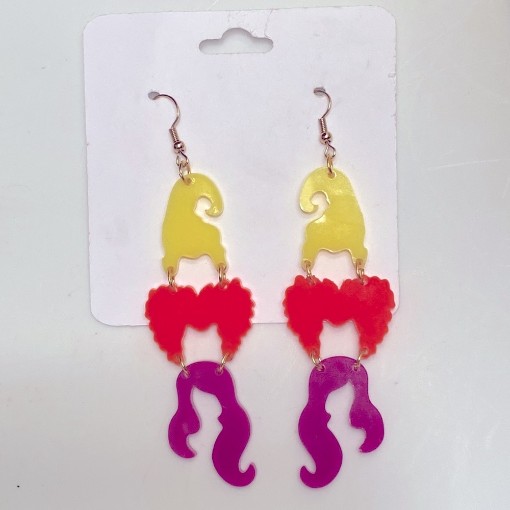 Halloween earrings hocus pocus
